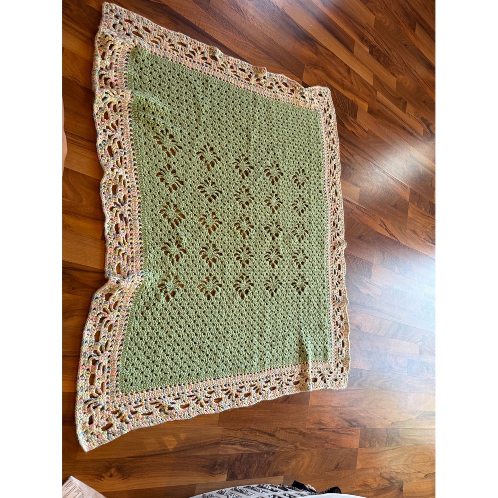 Handmade Crochet Baby‎ Blanket Infant OS Green Pink Pastel Excellent Lace Border